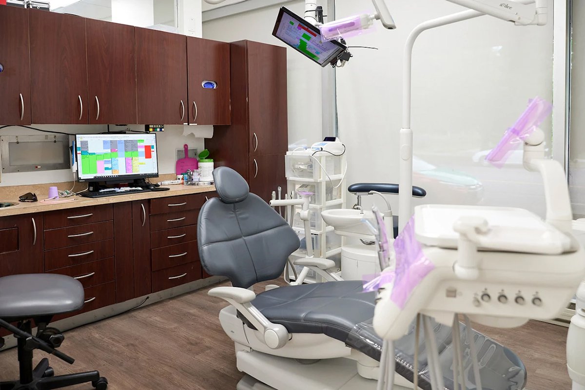 Dental Treatment Room at North York Smile Centre North York